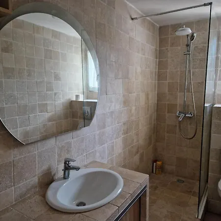 Sambracitaine Villa *